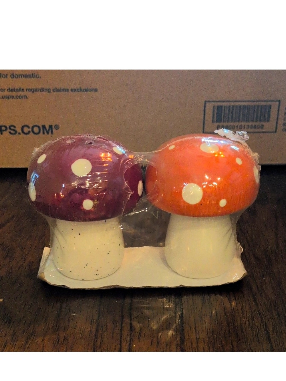Old East Main Co. Mushroom Salt & Pepper Shaker Set 2pc Ceramic Polka Dot 3 in